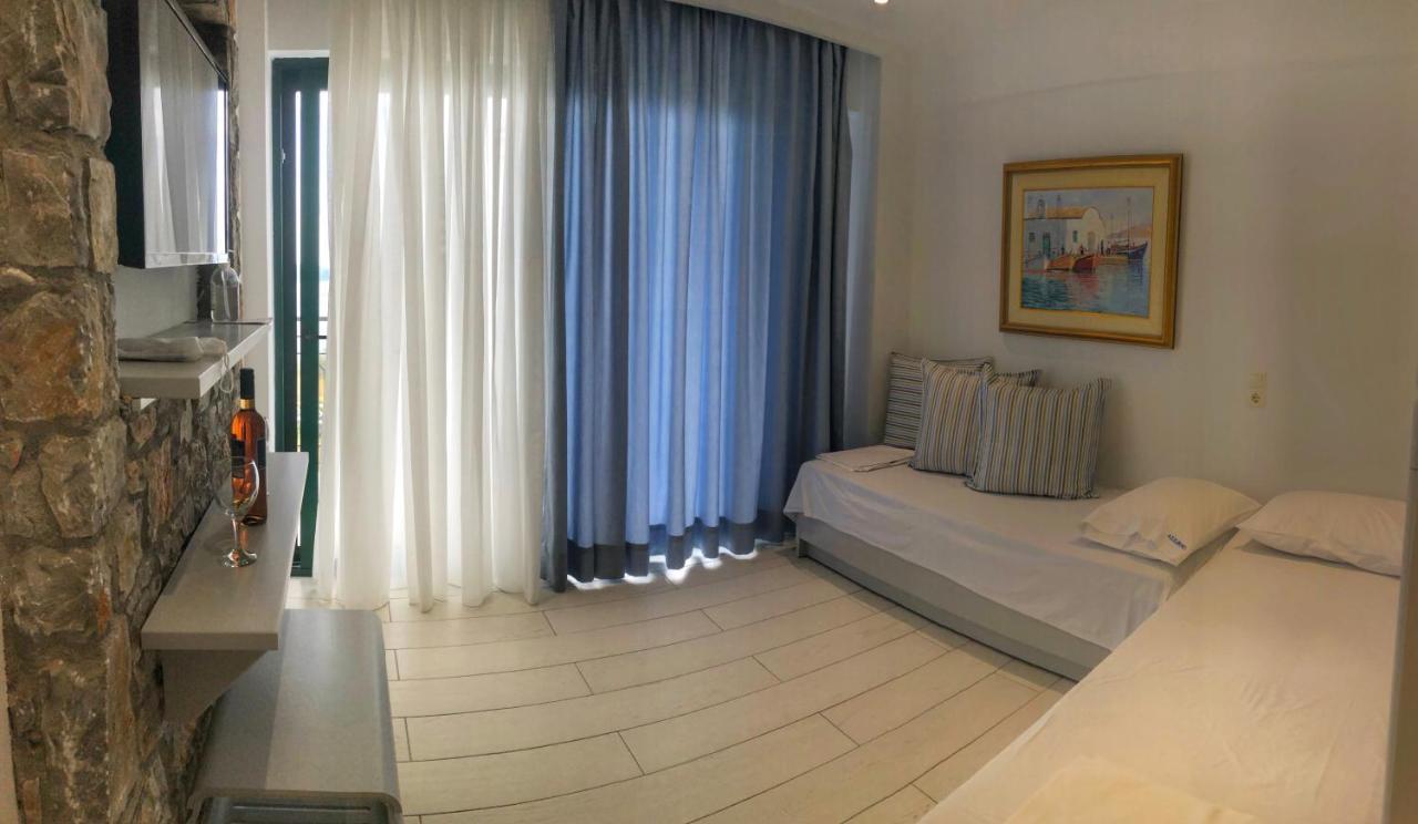 Azzurro Hotel Katsaros  Eksteriør billede