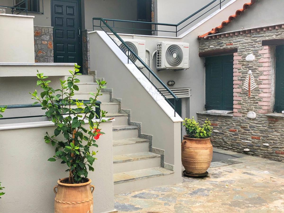 Azzurro Hotel Katsaros  Eksteriør billede