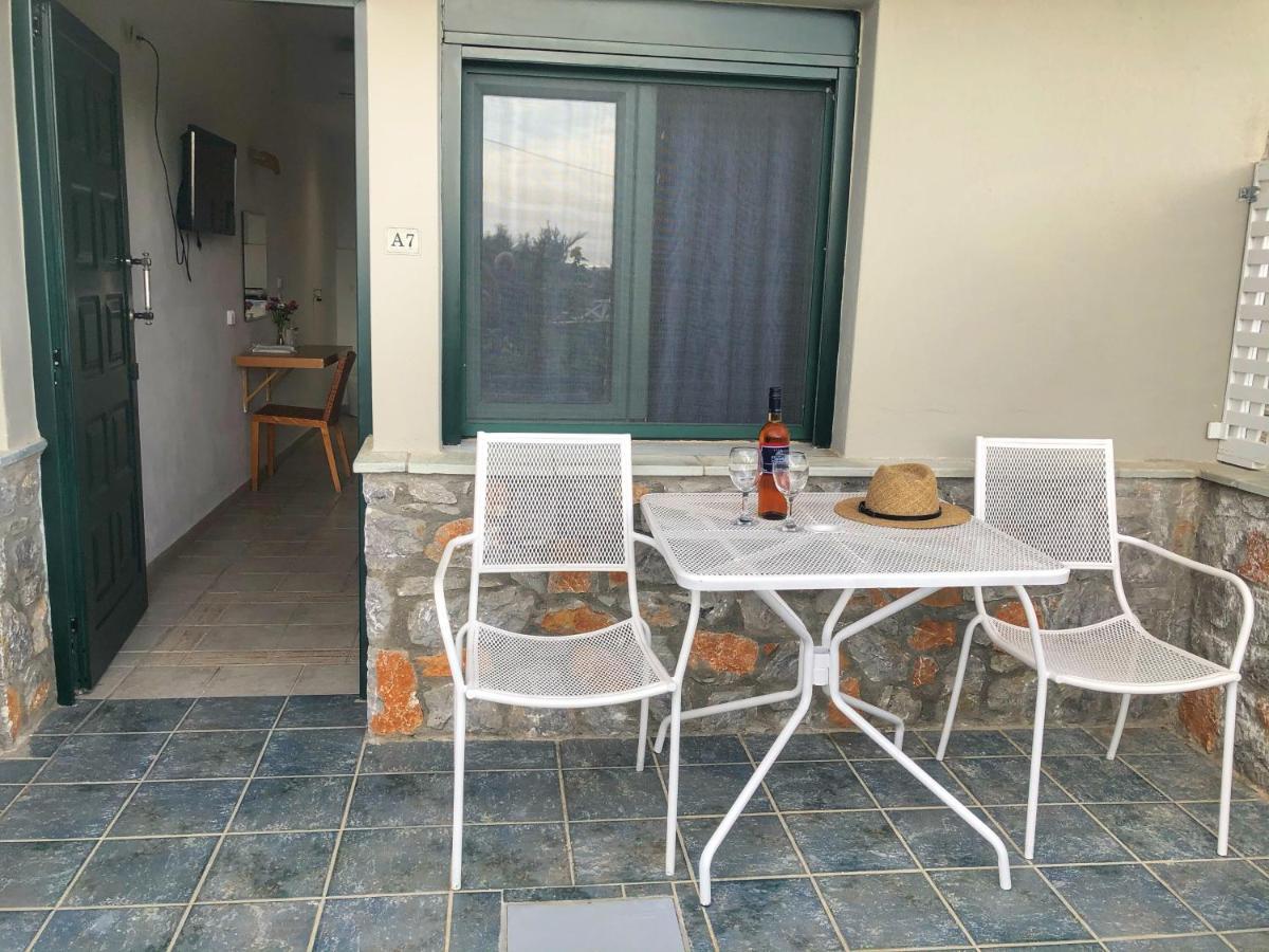 Azzurro Hotel Katsaros  Eksteriør billede
