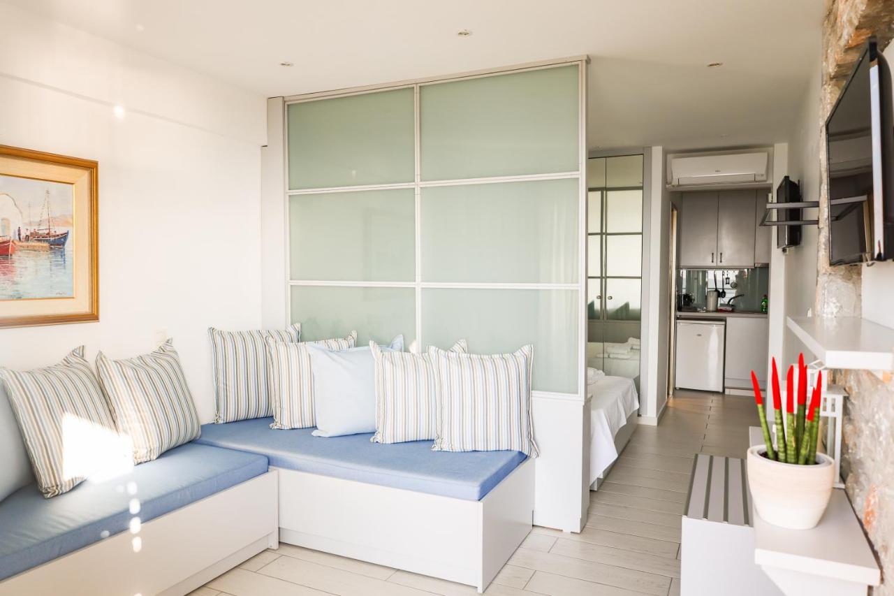 Azzurro Hotel Katsaros  Eksteriør billede