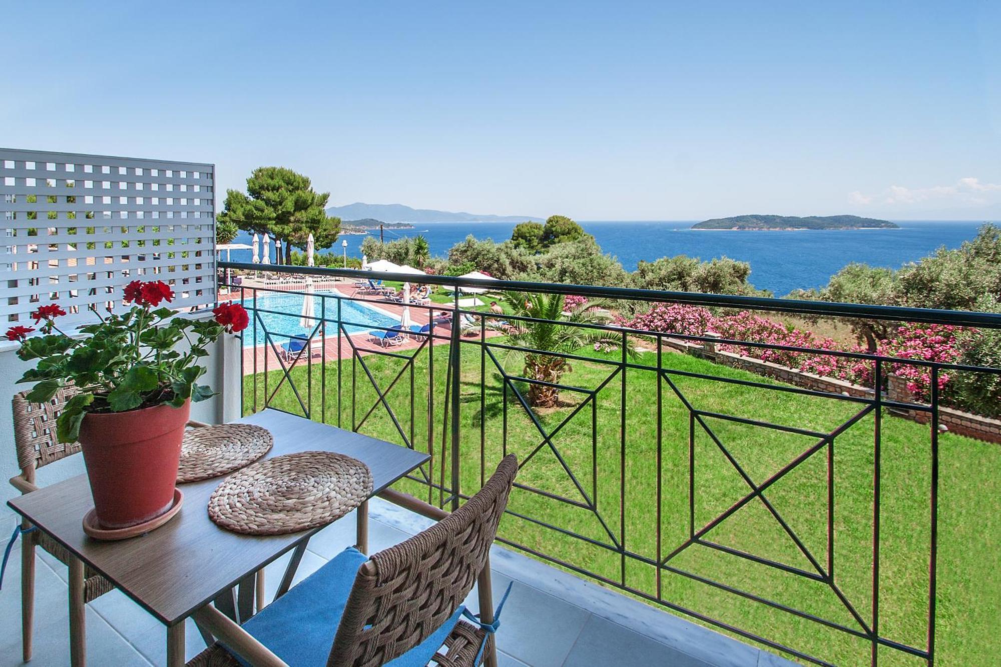 Azzurro Hotel Katsaros  Eksteriør billede
